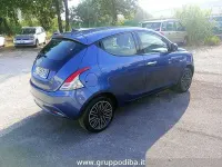 Usata Lancia Ypsilon Gold 69 CV (50 kW) 2022 Blu Utilitaria
