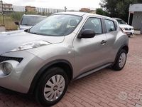 Usata Nissan Juke Visia 110 CV (80 kW) 2011 Grigio SUV