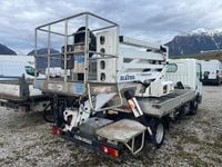 Usata Nissan Cabstar 2012 Bianco Pick-up