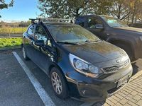 Usata Kia Rio Active 75 CV (55 kW) 2014 Nero Berlina