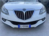 Usata Lancia Delta 120 CV (88 kW) 2011 Bianco Utilitaria
