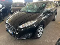 Usata Ford Fiesta Titanium 97 CV (71 kW) 2015 Nero Utilitaria