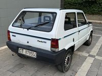 Usata Fiat 750 33 CV (24 kW) 1989 Bianco Berlina