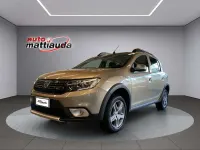 Usata Dacia Sandero Comfort 90 CV (66 kW) 2020 Giallo ambra Utilitaria