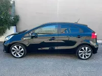 Usata Kia Rio 75 CV (55 kW) 2015 Nero Berlina