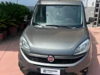 Usata Fiat Doblò Lounge 120 CV (88 kW) 2015 Grigio Monovolume