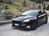 Usata Ford Focus ST 250 CV (183 kW) 2015 Nero Berlina