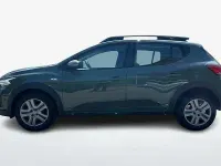 Usata Dacia Sandero Comfort 101 CV (74 kW) 2023 Verde Berlina