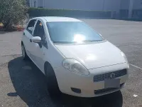 Usata Fiat Grande Punto 75 CV (55 kW) 2008 Bianco Utilitaria