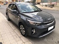 Usata Kia Stonic Style 84 CV (61 kW) 2022 Grigio SUV