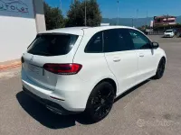 Usata Mercedes B180 116 CV (85 kW) 2020 Bianco Utilitaria