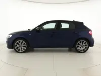 Usata Audi A1 Sportback S-Line 116 CV (85 kW) 2025 Blu navarra metallizzato nero mito metallizzato Utilitaria