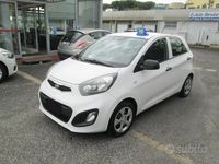 Usata Kia Picanto City 69 CV (50 kW) 2013 Bianco pastello Utilitaria