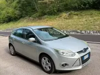 Usata Ford Focus 115 CV (84 kW) 2014 Grigio Berlina