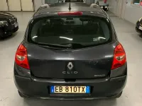 Usata Renault Clio II 65 CV (47 kW) 2007 Nero Berlina