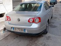 Usata VW Passat 150 CV (110 kW) 2010 Grigio Berlina