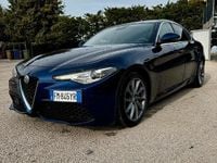 Usata Alfa Romeo Giulia Veloce 211 CV (155 kW) 2017 Blu/azzurro Berlina