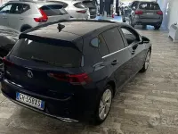 Usata VW Golf VIII Style 116 CV (85 kW) 2022 Bluazzurro Berlina