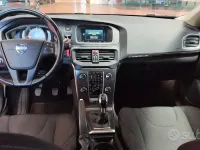 Usata Volvo V40 CC 115 CV (84 kW) 2014 Nero Station wagon