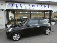 Usata Mini ONE 275 CV (202 kW) 2017 Nero Utilitaria