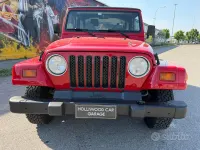 Usata Jeep Wrangler Sport 177 CV (130 kW) 1999 Rosso SUV