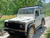 Usata Land Rover Defender 68 CV (50 kW) 1988 Bianco SUV