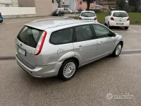 Begagnad Ford Focus 109 HK (80 kW) 2009 Kombi