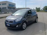 Usata Kia Venga 90 CV (66 kW) 2012 Grigio Utilitaria