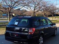 Usata Opel Astra 101 CV (74 kW) 2008 Nero Station wagon