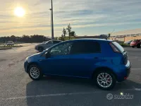 Usata Fiat Punto Evo 77 CV (56 kW) 2012 Blu Utilitaria