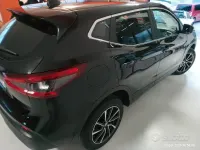 Gebraucht Nissan Qashqai N-Connecta 116 PS (85 kW) 2019 Schwarz SUV
