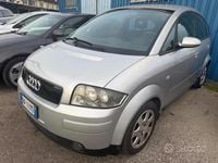 Usata Audi A2 75 CV (55 kW) 2002 Grigio Utilitaria