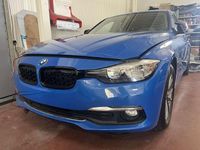 Usata BMW 318 Sport Line 150 CV (110 kW) 2016 Blu/azzurro Station wagon