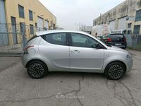 Usata Lancia Ypsilon Gold 69 CV (50 kW) 2013 Grigio Utilitaria