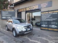 Usata Chevrolet Captiva 150 CV (110 kW) 2008 Grigio SUV