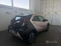 Usata Toyota Aygo X Lounge 72 CV (52 kW) 2023 Giallo SUV