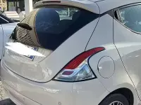 Usata Lancia Ypsilon 60 CV (44 kW) 2016 Utilitaria