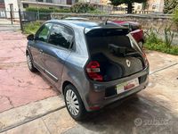 Usata Renault Twingo Cosmic 69 CV (50 kW) 2016 Grigio Utilitaria