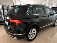 Usata VW Tiguan Elegance 150 CV (110 kW) 2021 Nero SUV