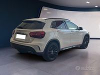 Usata Mercedes GLA200 Premium 136 CV (100 kW) 2019 Bianco SUV