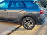 Usata Citroën C4 Cactus Shine 100 CV (73 kW) 2017 Utilitaria
