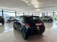 usata Lancia Ypsilon 1.0 HYBRID GOLD PLUS 70cv