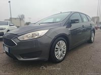 Usata Ford Focus S 95 CV (69 kW) 2017 Gray Station wagon