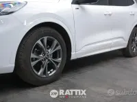 Usata Ford Kuga ST-Line X 120 CV (88 kW) 2023 Bianco SUV