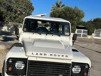 Usata Land Rover Defender SE 68 CV (50 kW) 2008 Bianco Station wagon