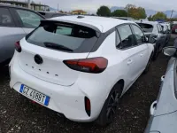 Usata Opel Corsa 101 CV (74 kW) 2024 Grigio / metallizzato Berlina