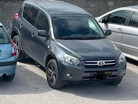 Usata Toyota RAV4 170 CV (125 kW) 2005 Grigio Station wagon