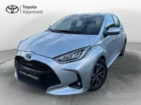 Usata Toyota Yaris Hybrid Trend 116 CV (85 kW) 2021 Grigio Berlina