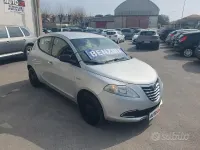 Usata Lancia Ypsilon 69 CV (50 kW) 2014 Grigio Utilitaria