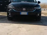 Usata Fiat Tipo 120 CV (88 kW) 2019 Nero Station wagon